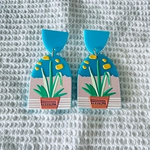 AOMU Korean Abstract Cacti Earrings NWOT